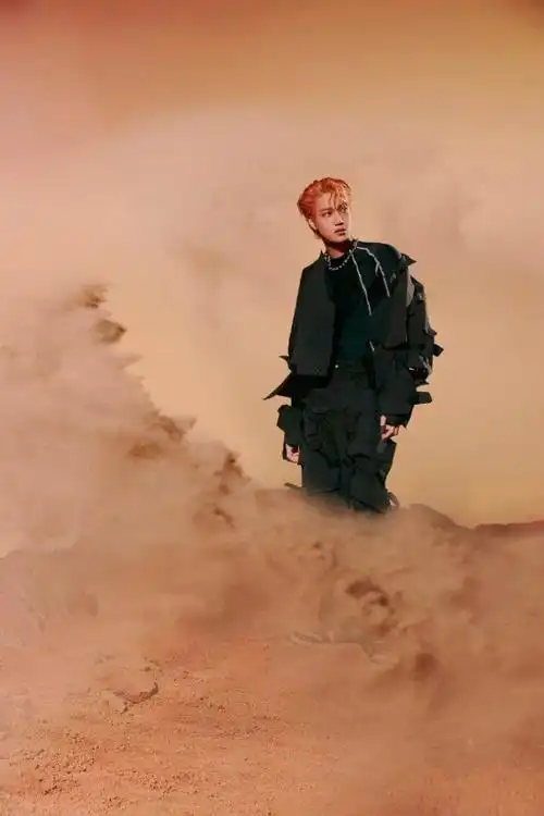 exo边伯贤工装散发魅力金钟仁桃花妆惹心空完颜拯救廉价特效