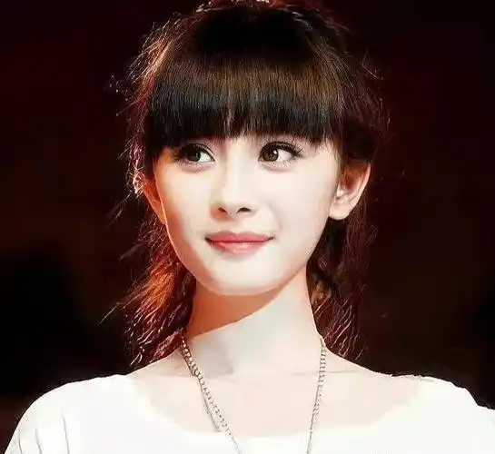 原创杨幂早年语录及照片流出长红十余年不是没有原因的