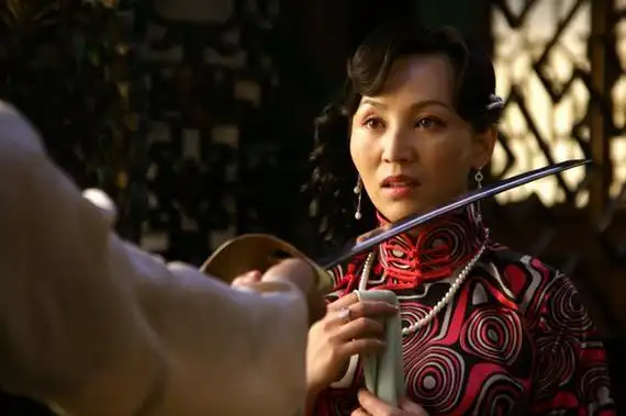 《铁梨花》19日四卫视开播再现国宝争夺战