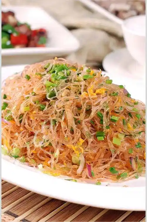 新鲜干捞粉丝高清图片