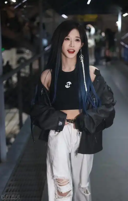 腰肢|段艺璇(配音演员)_网易订阅