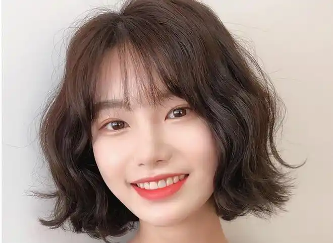 小方脸适合剪什么发型 修饰脸型很简单