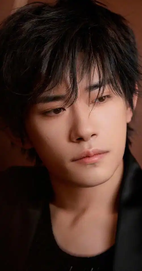 9015易烊千玺· elle 三月开季刊花絮大片|壁纸77      93易