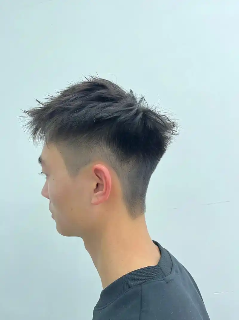 钢架烫前次发型.