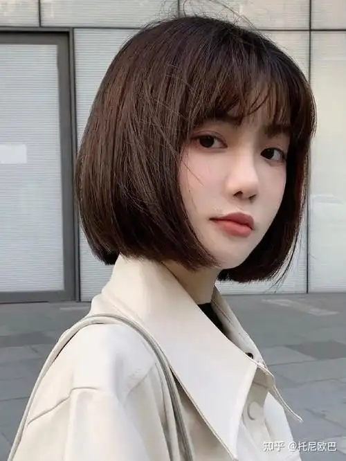发型女2021新款中短发,中短发时髦不打折