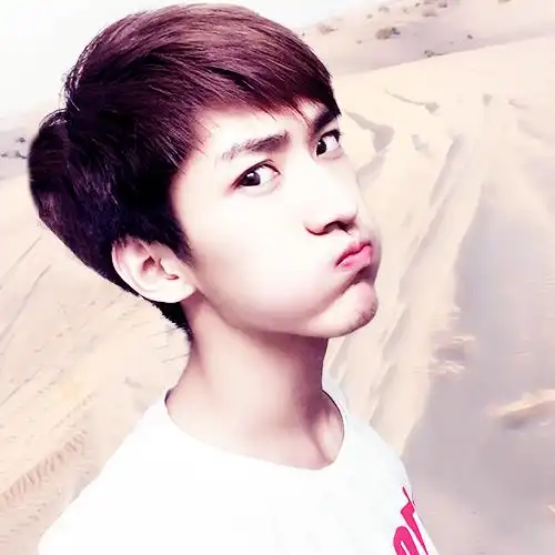 好看最迷人的帅哥头像阳光帅气冷酷图片五官超精致帅哥头像高清图片