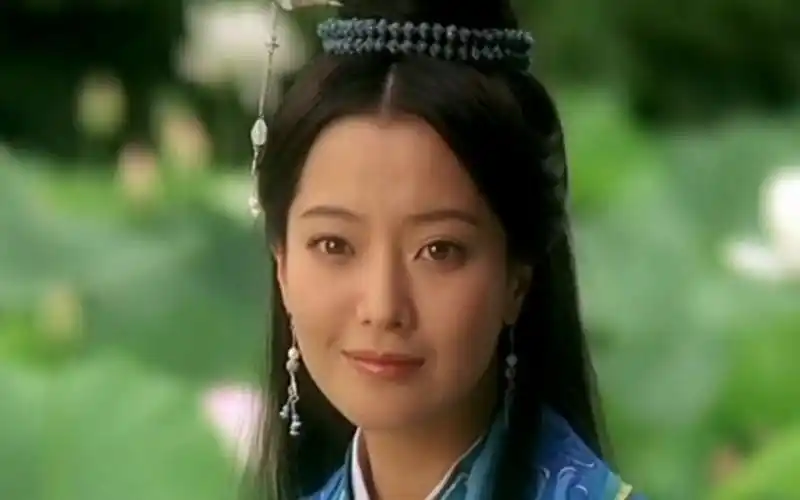 你是凭实力刷到的 #古风 #古装#金喜善