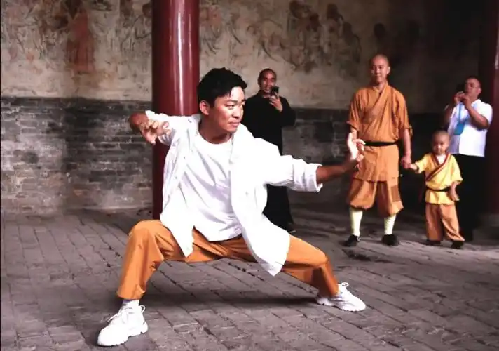 "豫"见郑州 | 重回少林寺,王宝强功夫不减当