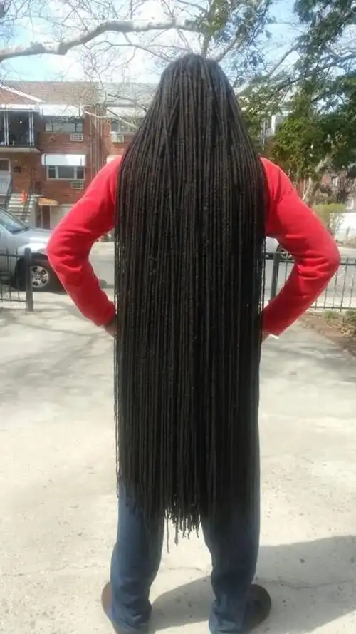 你看这像不像环卫工人用的那支大扫把别怪他拍照面无表情留了这个发型