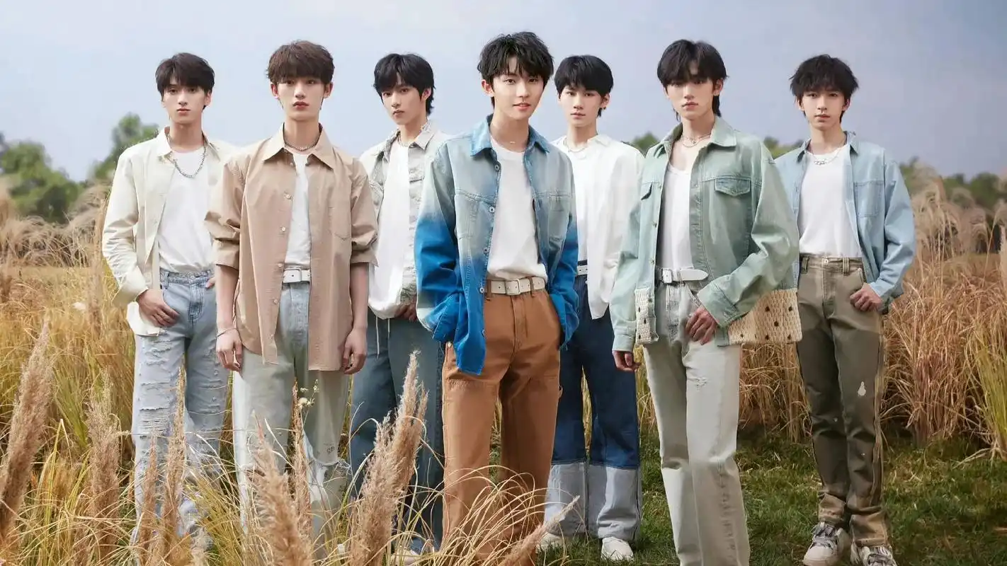 意间ai绘画 #时代少年团三周年 你好,请问你有事吗? - 抖音