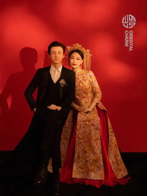 传承经典中式秀禾婚纱照