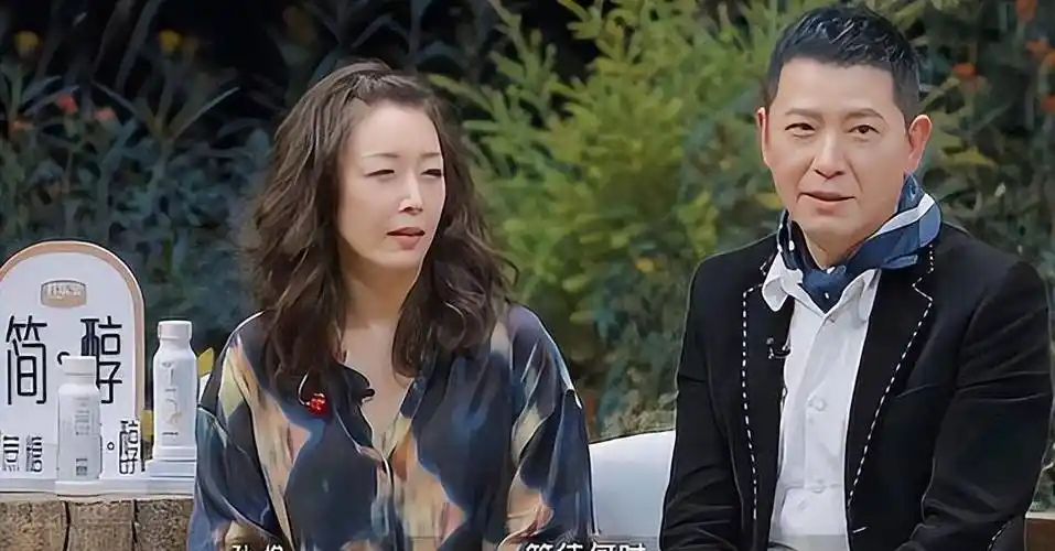 至今未嫁未娶的3位上海籍主持人,才貌双全,最小年纪都