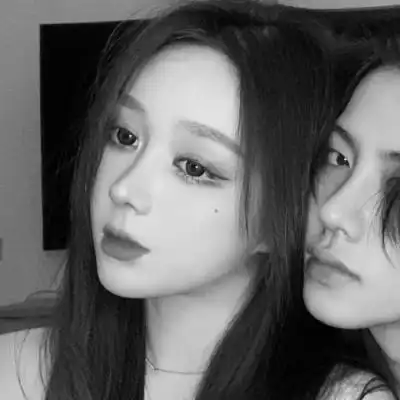 双人情侣头像黑白真人版