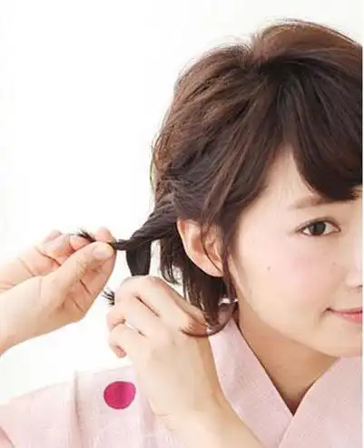 短发刘海怎么扎好看图解别在耳后清爽简约片