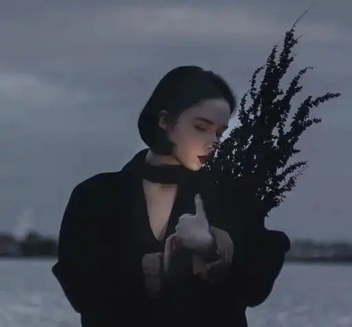 闺蜜头像冷淡风单人 闺蜜头像图片大全 -【爱个性】