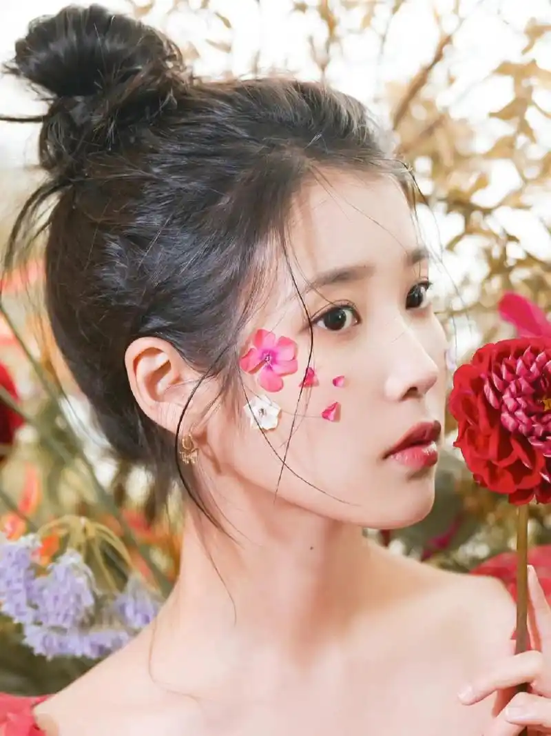 分享iu的100组神图no.12