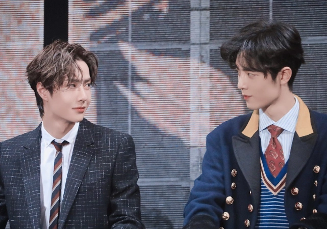 时隔两月"博君一肖"再上热搜,看到王一博肖战甜蜜对视,还上头