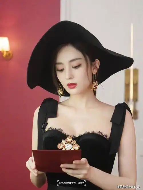 31岁古力娜扎,谁看了不迷糊啊!_身材_风格_气质