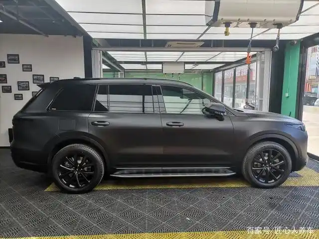 改色案例鉴赏:理想one,"超哑黑"贴膜改色