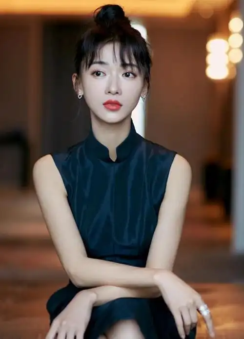 闻艺主张|归来的吴谨言为何再次火爆