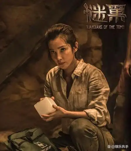 50岁李冰冰:自曝怕冷长期失眠,人生经历太艰难,如今怎样了?