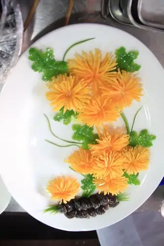 两名泸州餐饮大师在2018年第二届四川工匠杯职业技能大赛中获佳绩