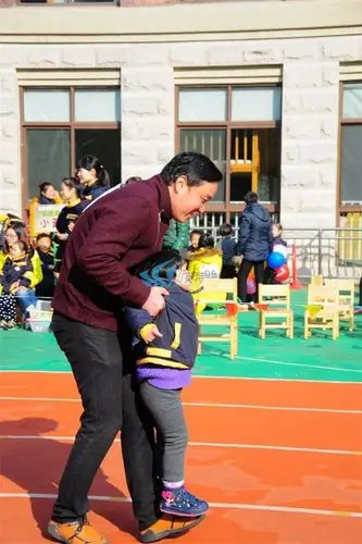 拓展游戏小脚踩大脚游戏规则介绍拓展项目小脚踩大脚流程玩法