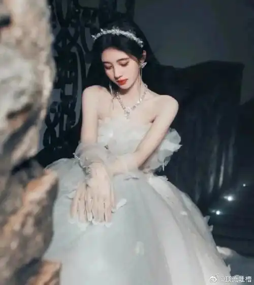 鞠婧祎0618生日快乐