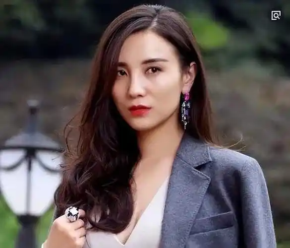 盘点40岁以上的女明星身材匀称凹凸有致依旧万种风情