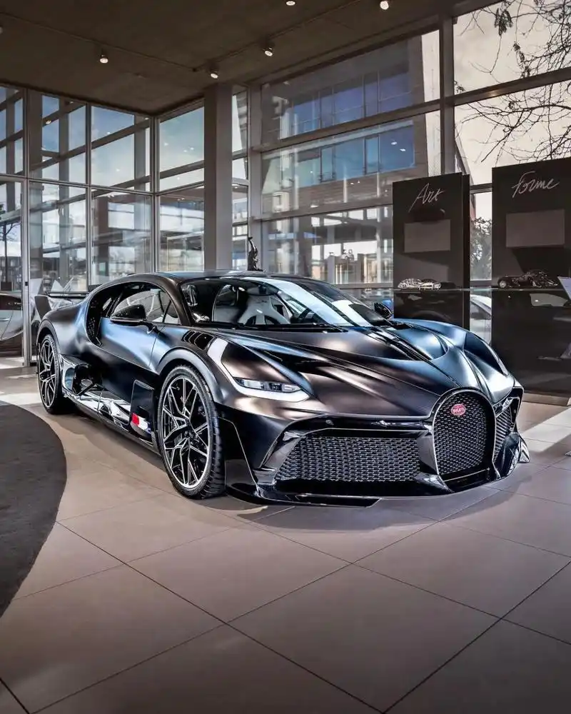 布加迪 bugatti divo 哑光黑超级帅