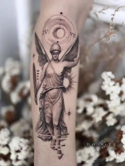 运气爆棚幸运女神天使单针纹身