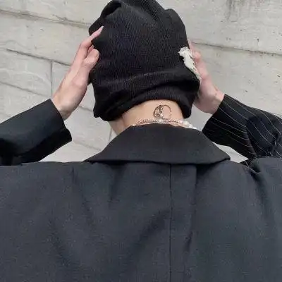 诱人的真人男生头像大集合,看照片里的帅气男生会产生谈恋爱的想法,不