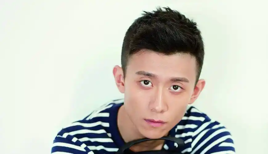 原创从年轻实力戏骨到现在无戏可拍张一山他到底做错了什么