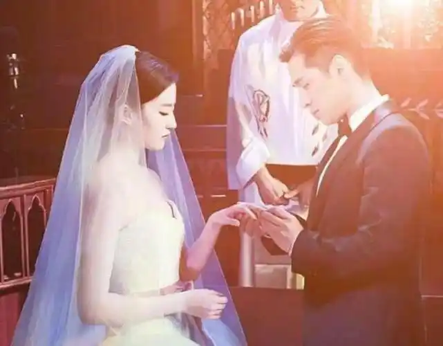 刘亦菲结婚照胡歌刘亦菲被曝已领证结婚
