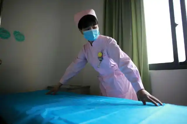 南通90后泌尿科女护士巧妙回避工作中尴尬事