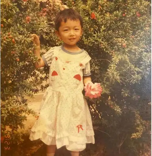 黄渤宠着,马伊琍护着,影帝影后给她作配,没演技的她什么来头?