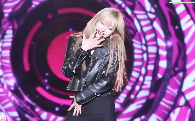 饭拍的神,exid成员hani饭拍点击量前十名盘点,你最喜欢哪一场