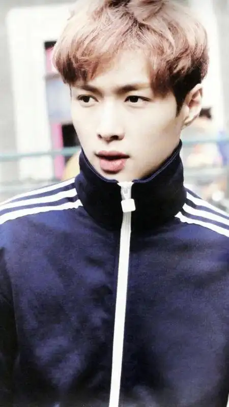 帅哥照片男歌手张艺兴帅气好看的图片欣赏19帅哥猛男文章小虾米