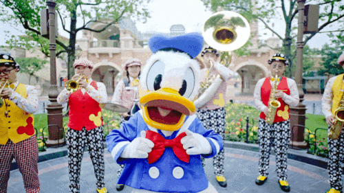 唐老鸭要过生日啦惊喜大放送购迪士尼一日票还送100元购物券