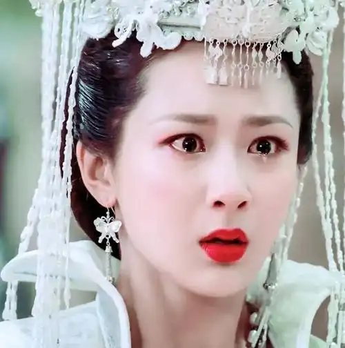 笑着流泪最难演,六位古装女神中杨紫令人心疼,而她是最美的_网易订阅