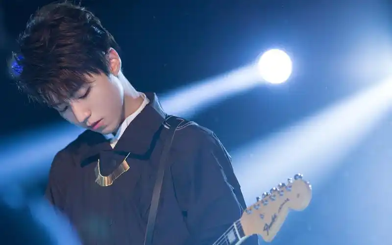 王俊凯代言写真帅气图片壁纸高清大图预览1920x1200_大陆明星下载_美