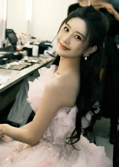 陈意涵estelle工作室官微