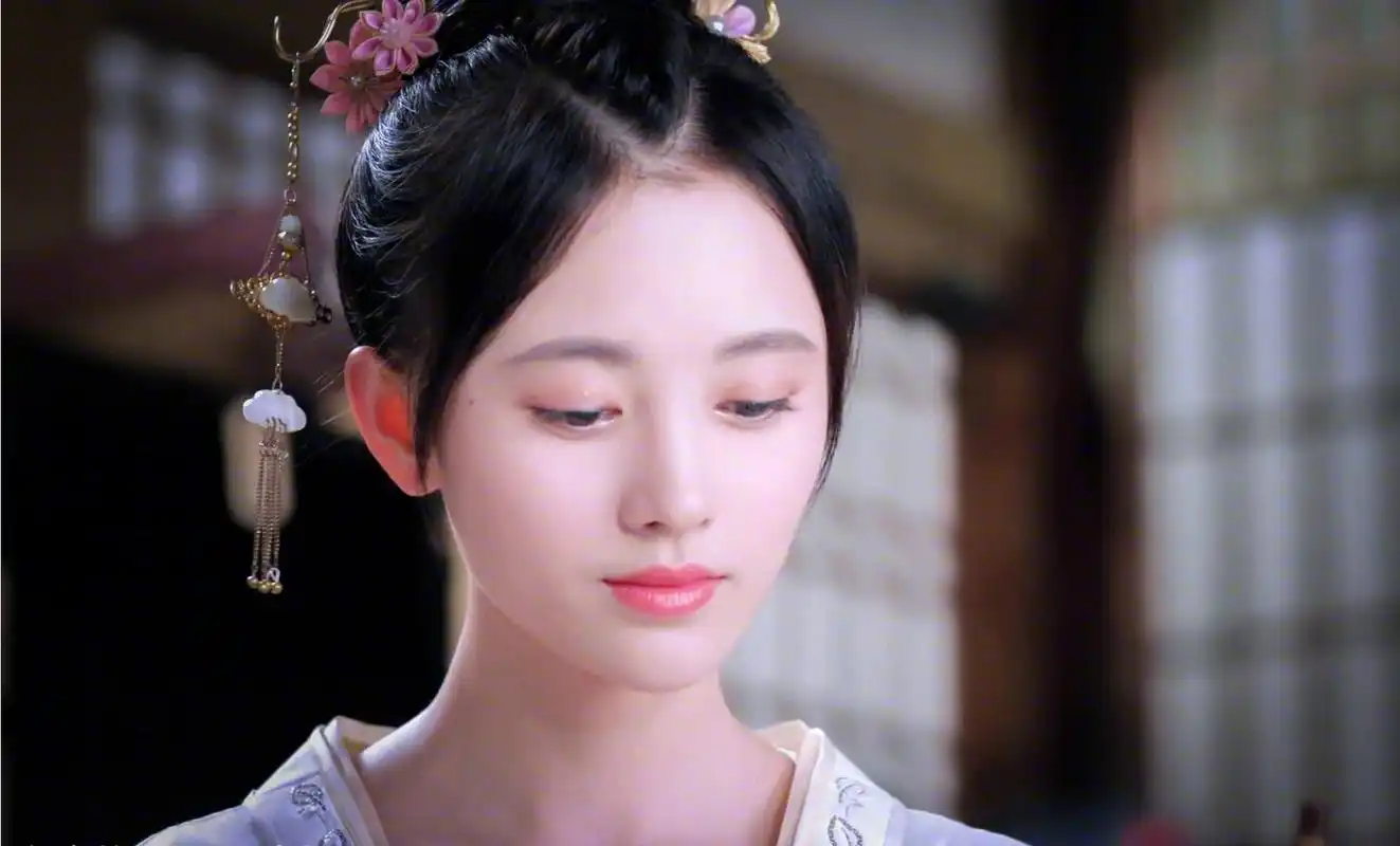 这个儿媳妇看起来又胖又臃肿反而婆婆有种出尘之气新版《神雕侠侣》让