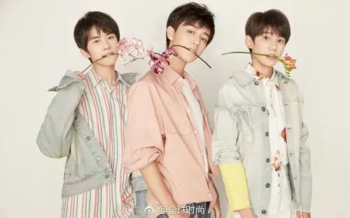 tfboys##时尚明星#  tfboys三小只最新写真曝光,花样少年帅气