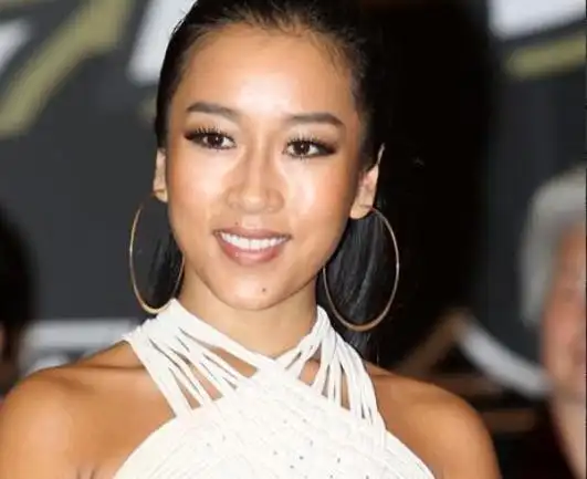 吉克隽逸的"尴尬",当时代抛弃你时,连招呼都不会打