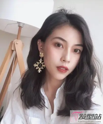 今年烫什么头发最好看 女神首选发型推荐款款心动