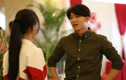 代旭拥抱星星的月亮剧照图片