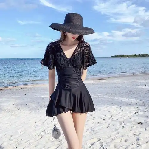 游朵2021新款海边泳衣夏仙女范短袖镂空性感显瘦聚拢连体裙式温泉