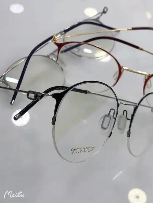 钛金属复古半框眼镜