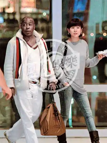 43岁宣萱搭薛凯琪黑人男友酒店幽会3小时图